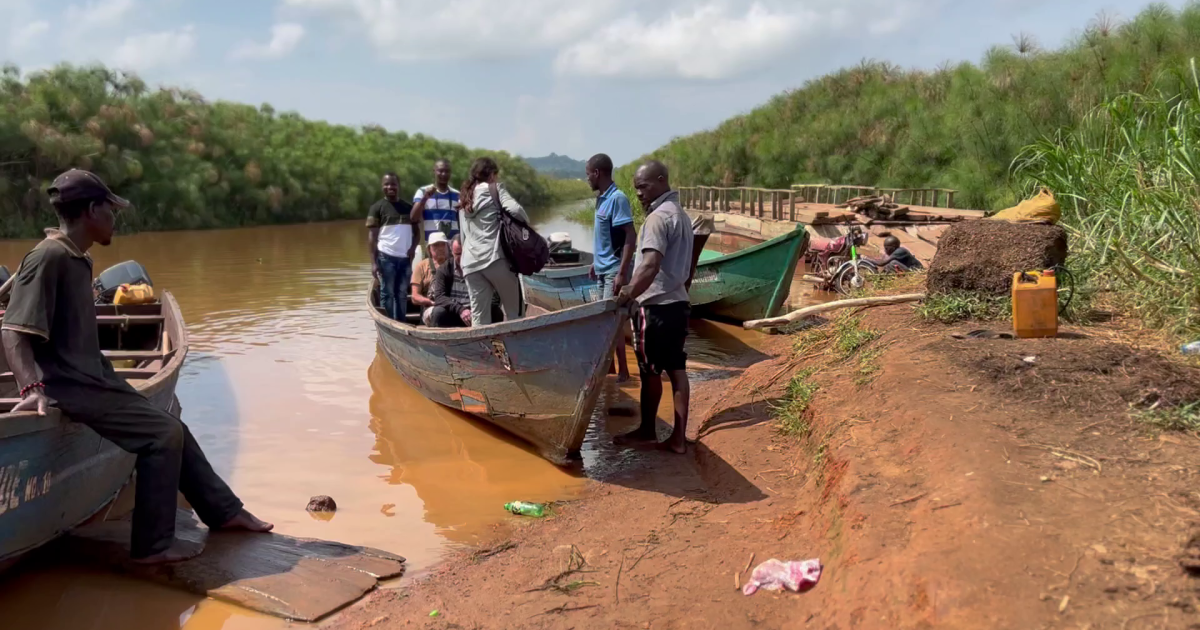 Aquí comenzaba nuestro fructífero paseo en barca por el humedal de Mabamba